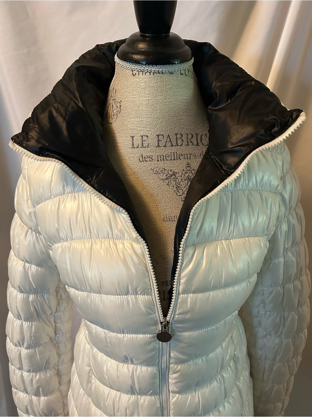 Lightweight White Puffer Jacket with Black Trim
